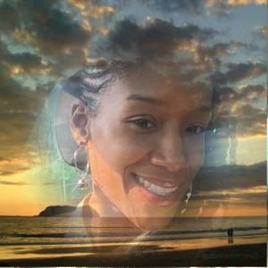 Meet your Posher, Janelle